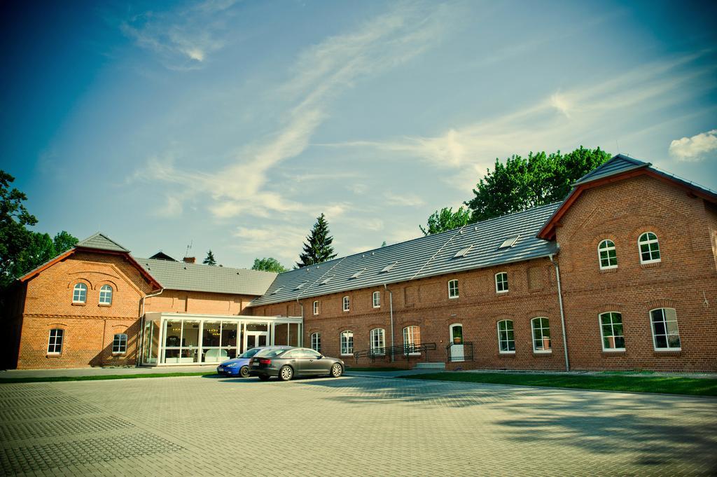 Hotel Hugo Business & Spa Kędzierzyn-Koźle Exterior foto